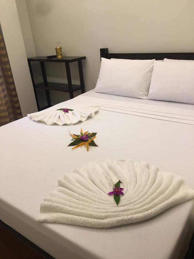 Seaslugs Travellers Inn Эль-Нидо Экстерьер фото